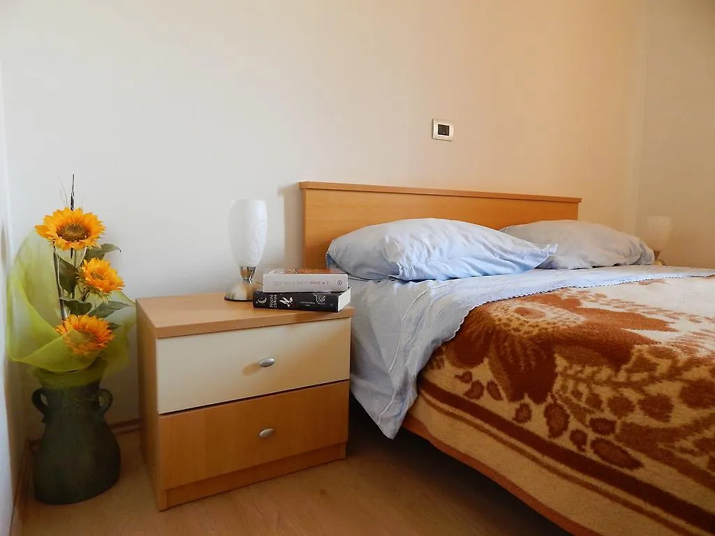 Apartment Karmen Porec 0*,  Croatia